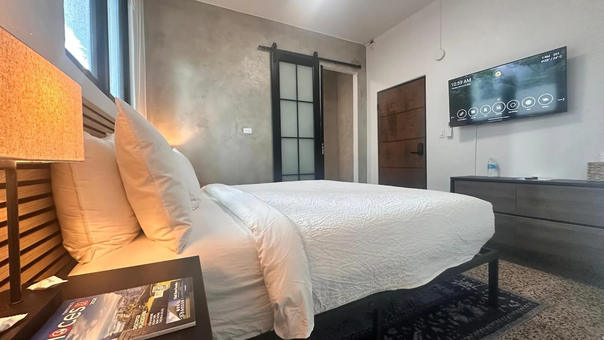 The Looking Glass Hotel San Juan