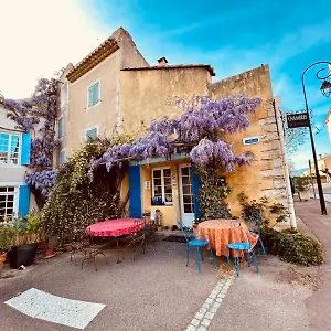 Guest house La Sarrasine